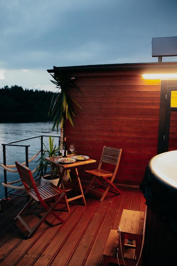 Aquachill Houseboat & Wellness Hotel Tarnóc Kültér fotó