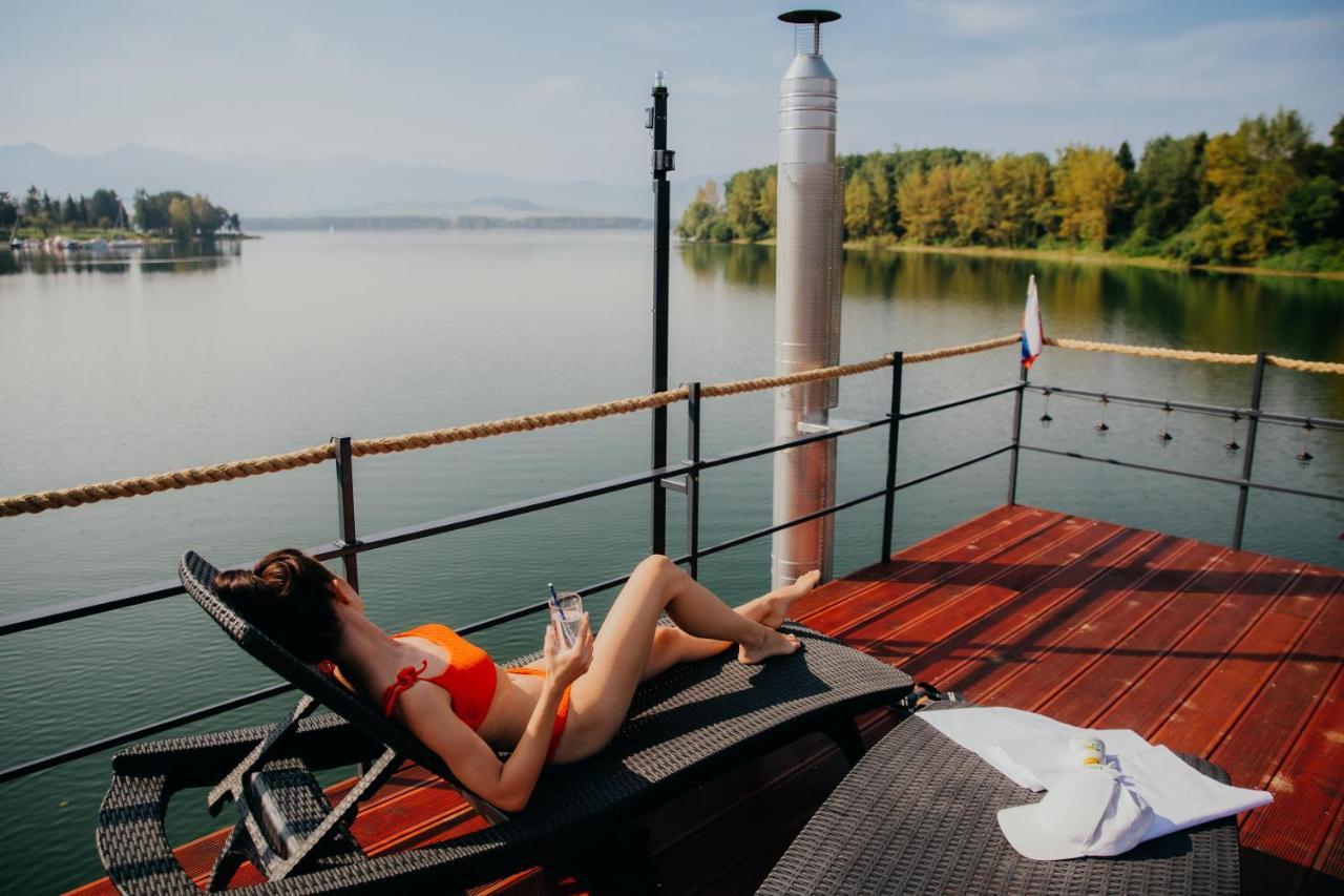 Aquachill Houseboat & Wellness Hotel Tarnóc Kültér fotó