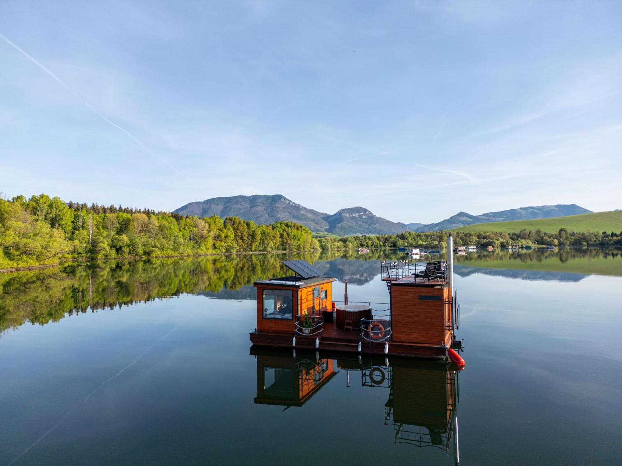 Aquachill Houseboat & Wellness Hotel Tarnóc Kültér fotó